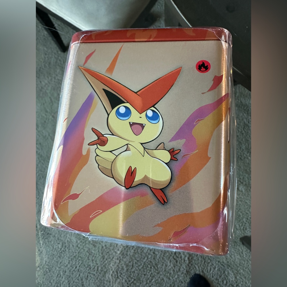 Pokémon‎ Trading Card Games: Fire Stacking Tin NEW UNOPENED